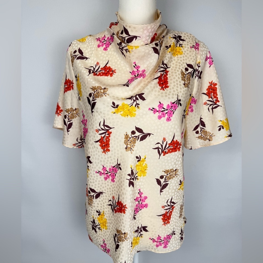 Ann Taylor High Neck Satin Blouse Short Sleeves Flutter Sleeves Floral Large Pet